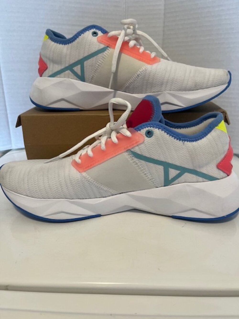 Puma sneaker with neon colors.